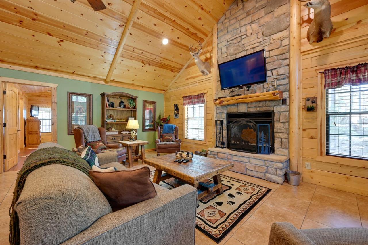 Broken Bow Cabin With Hot Tub And Deck - 4 Mi To Lake! Exterior foto