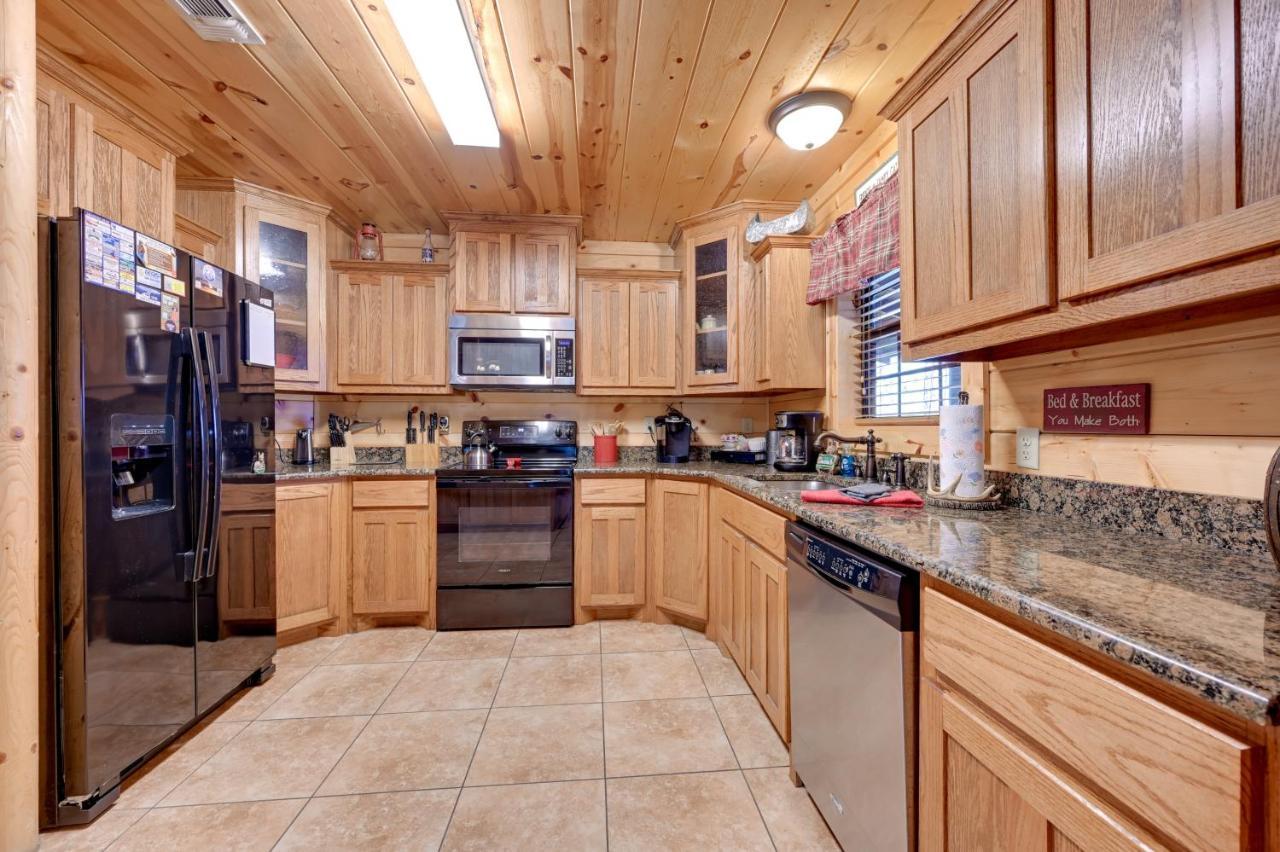 Broken Bow Cabin With Hot Tub And Deck - 4 Mi To Lake! Exterior foto